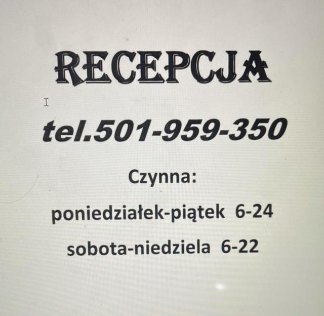 Pokoje Pod Swierkiem Swarzędz Esterno foto